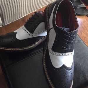 Men’s dress shoes